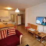 Spatzennest - 7 By Interhome 公寓 Grünau im Almtal